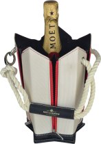 Moet & Chandon Brut NV Champagne 75cl + Moet Star Bag Gift Set